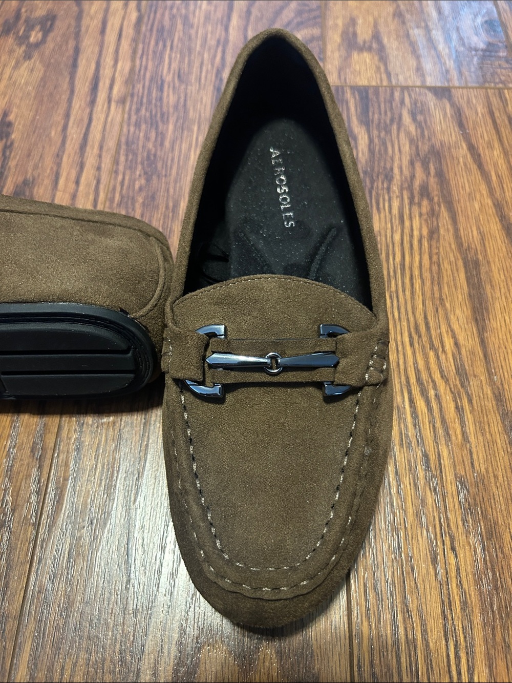 Aerosoles Brown Suede Flats Embellishment Size 8 Comfortable